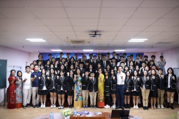 383201759 872439227776395 4329407918537366002 n 768x512 1