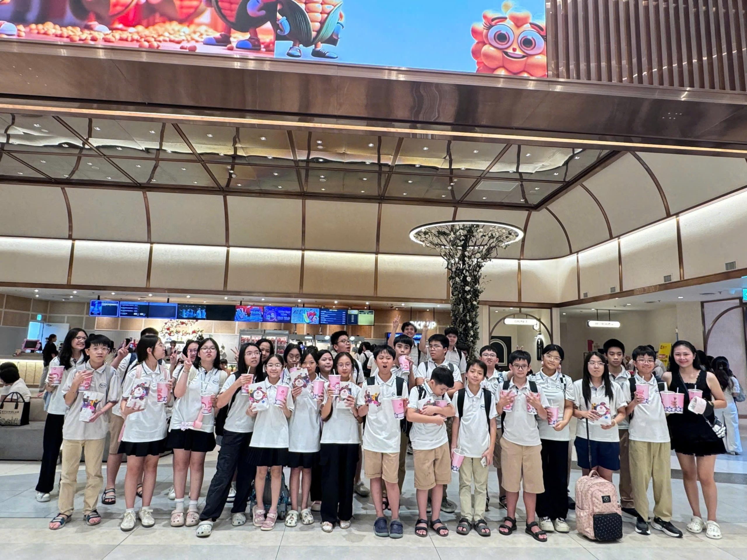 z7562989181642 893565ab371e3a83004ae6a4446481a3